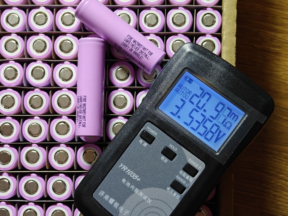 Samsung 35E 18650 3500mAh Li-ion АКБ аккумулятор оригинал INR18650-35E