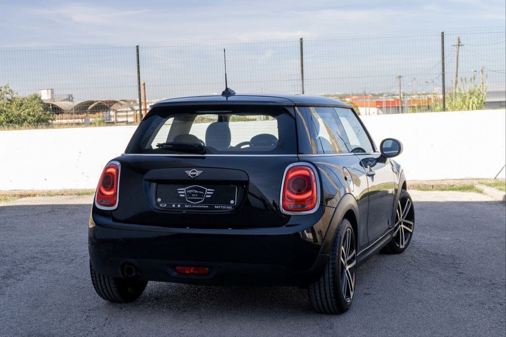 Mini  Cooper One D (desde 180€/mês financiamento)