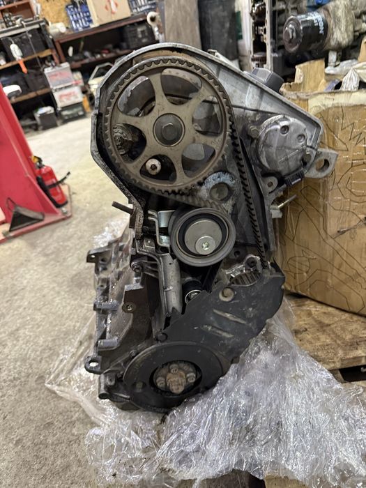 Мотор двигун шкода октавія тур 1.8т AGU AUM