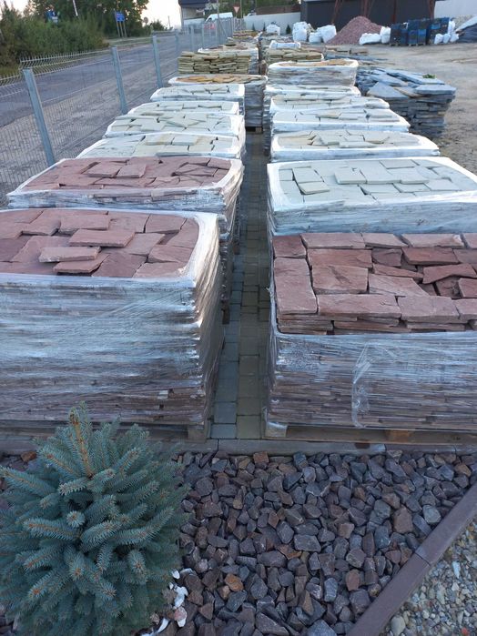 Облицювальний камінь.