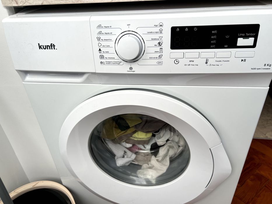 Máquina de lavar roupa Kunft