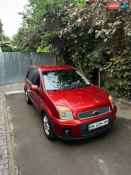 Ford Fusion 2006 (виїхав із салону в 2009р)
