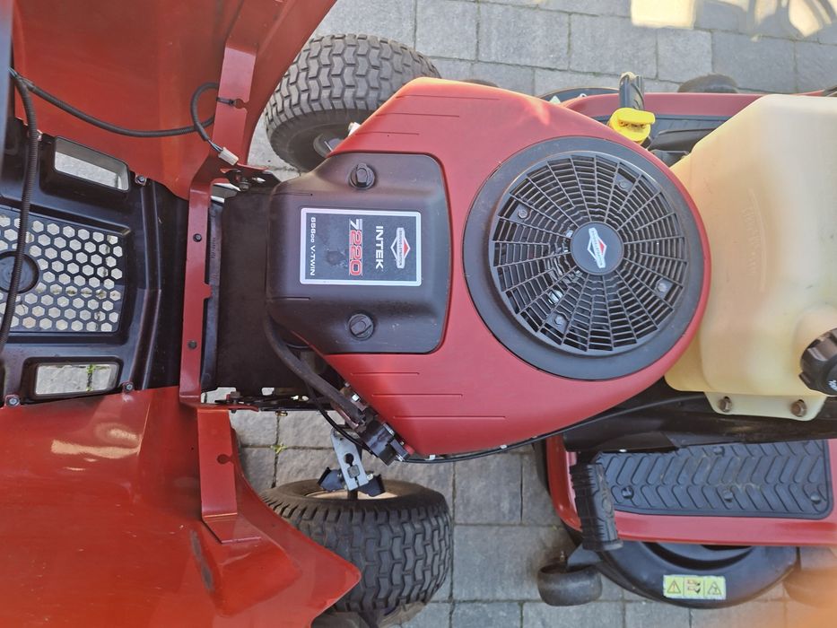 Traktorek kosiarka MTD 22HP