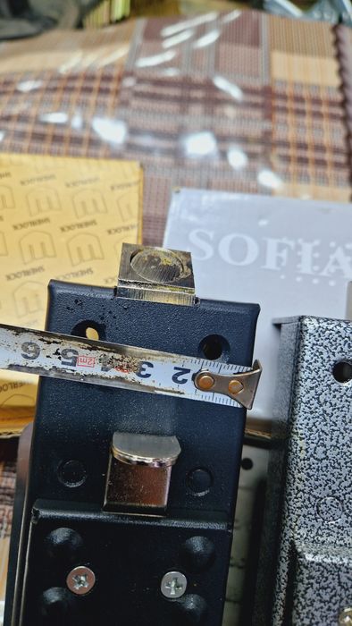 Замок кодовый для подъезда,калитки и тд