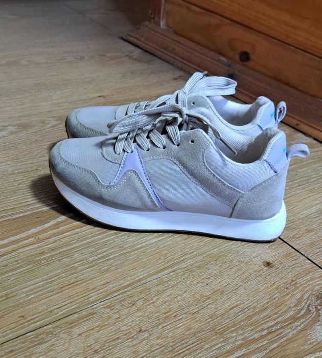 Кросівки для дівчинки 32 розмір