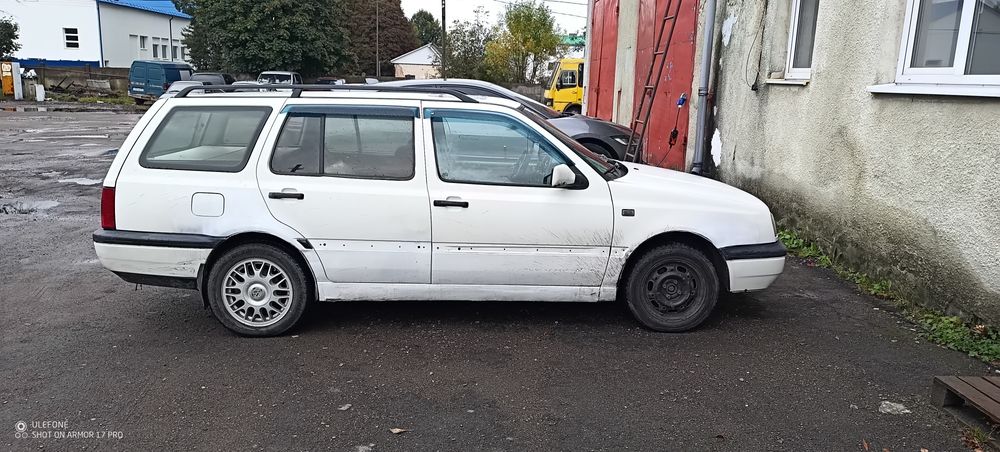 Volkswagen Golf 3 универсал
