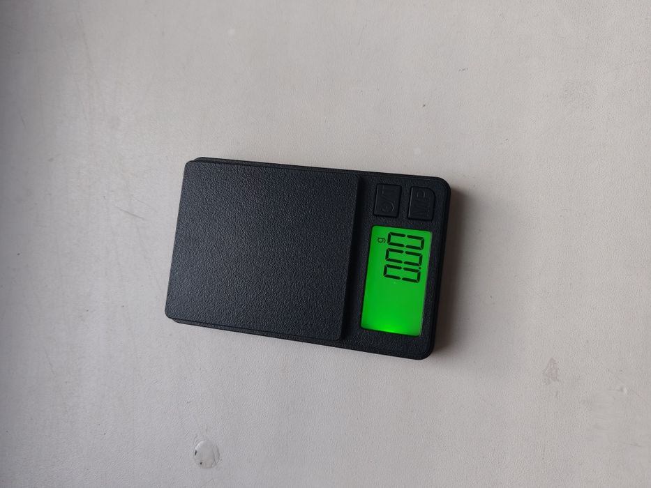 Waga jubilerska mała