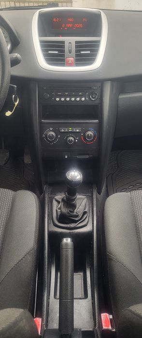 Peugeot 207 1.4 16v 95cv 111mil km
