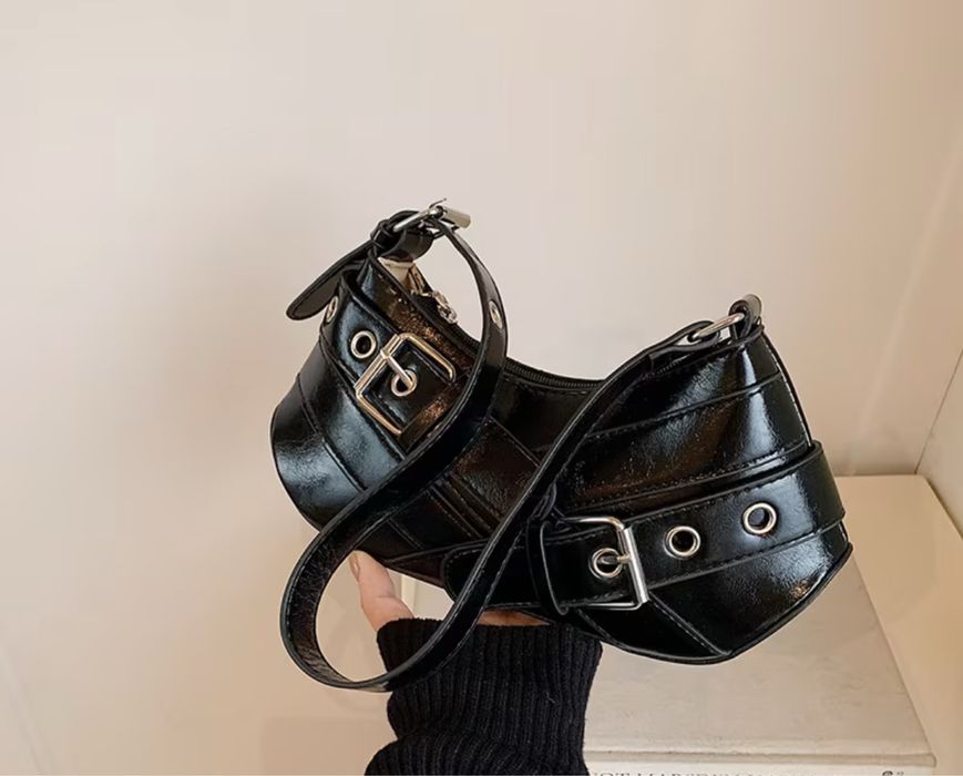 жіноча сумка на плече