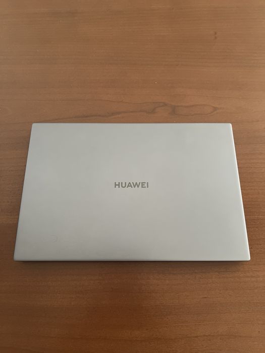 Huawei matebook D14 2020