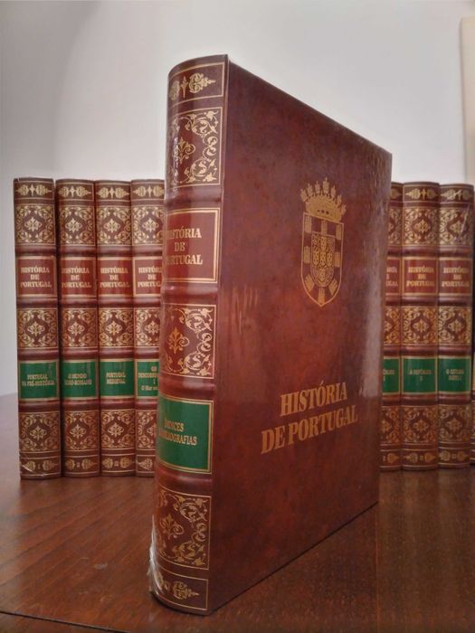 História de Portugal dos tempos pré-históricos aos nossos dias, 15 vol