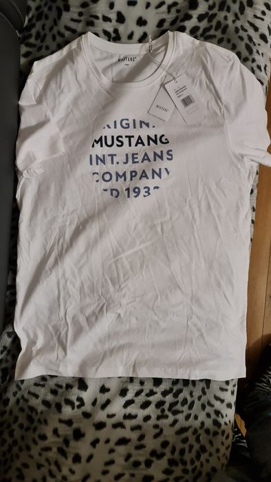 Tshirt Mustang rozmiar L. Nowy