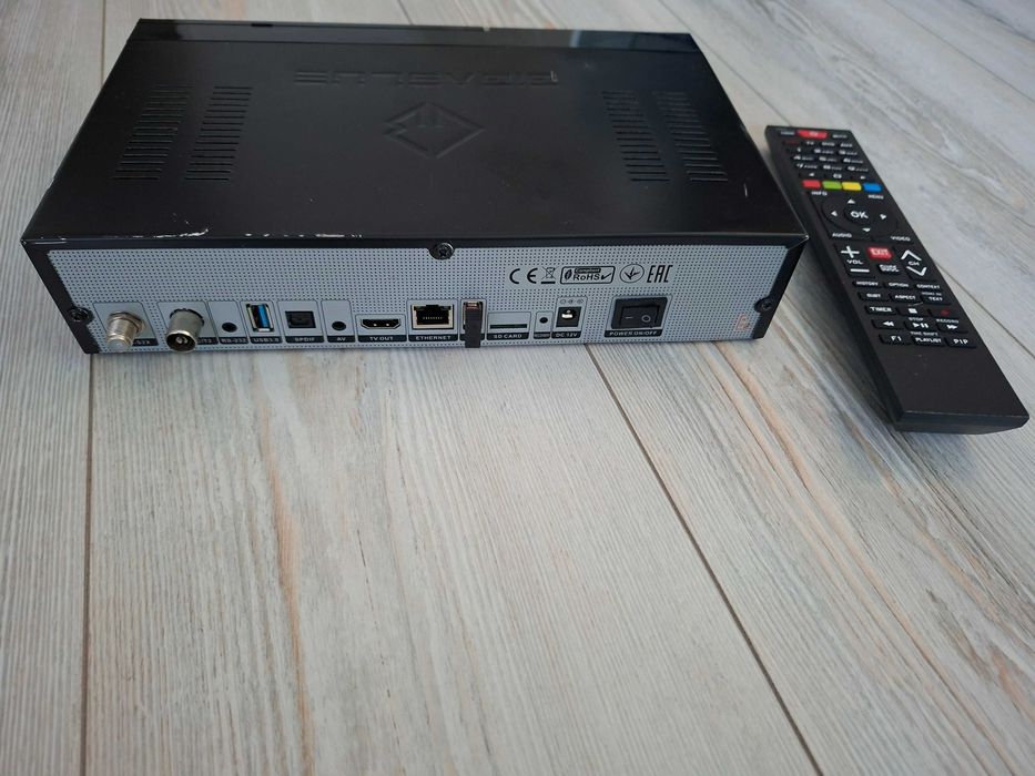 GigaBlue Trio 4K Linux Enigma2