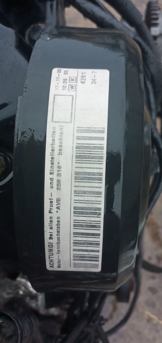 Двигун/двигатель  Volkswagen Passat B5 1.9 TDI AVB