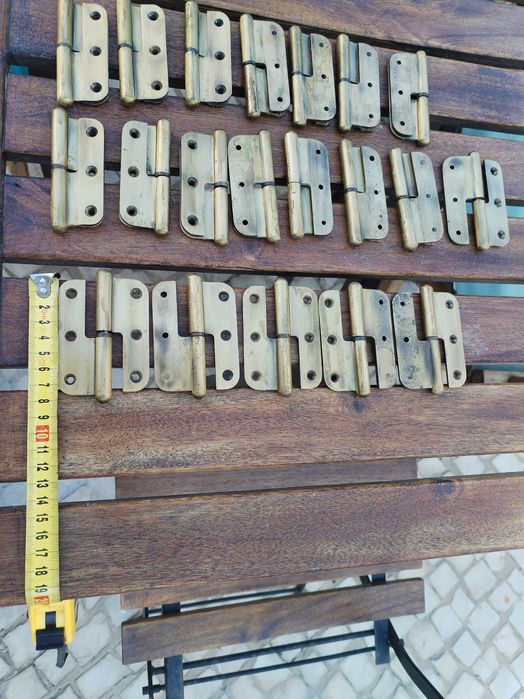 20 dobradiças + puxadores