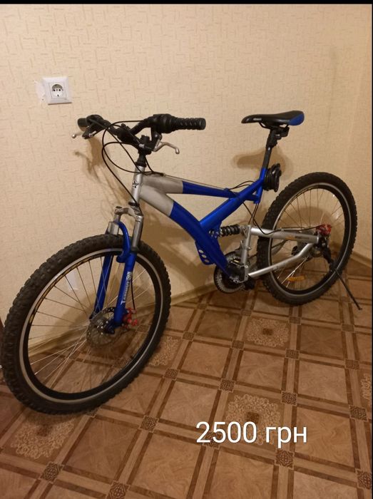 Дитячі велосипеди,самокати.