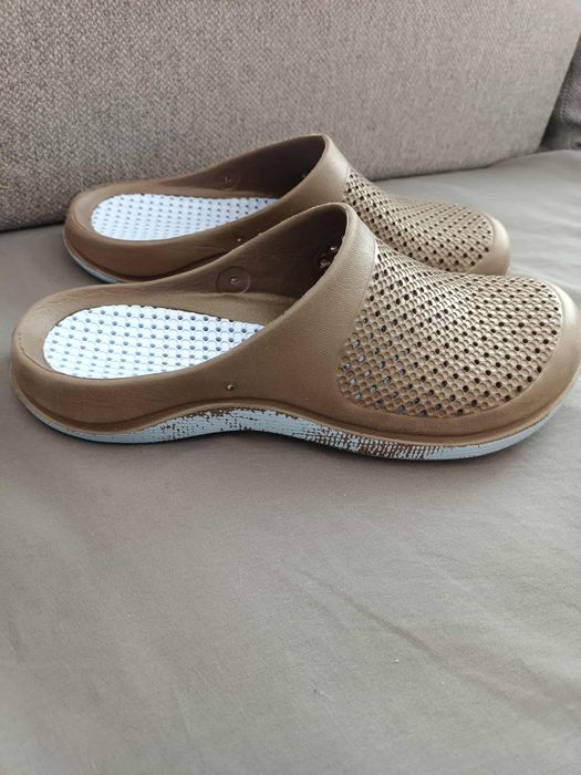 Klapki, chodaki , r. 40/41