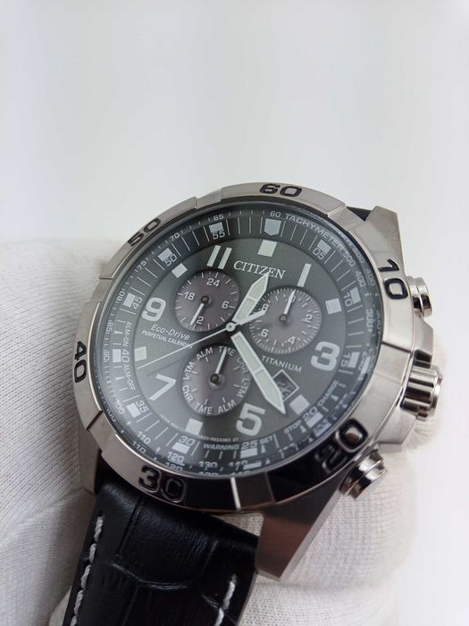 Мужские титановые часы Citizen BL5551-14H вечник, будильник, хронограф