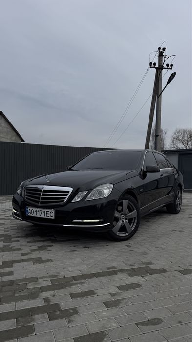 Mercedes-Benz E-Class W212