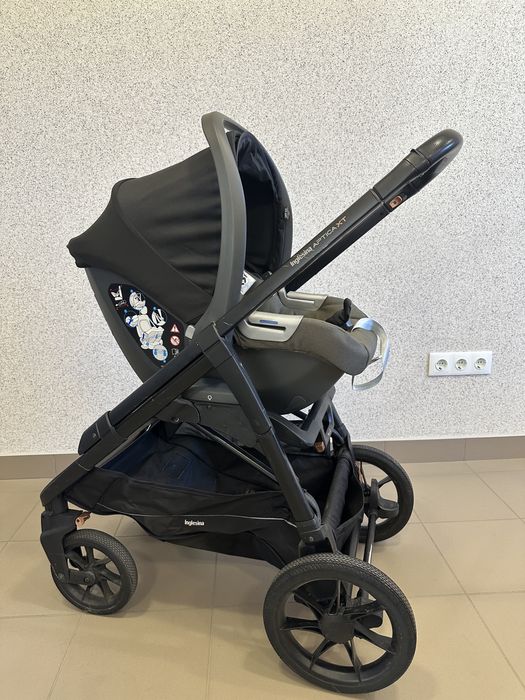 Продам візочок Inglesina aptica 4*1.