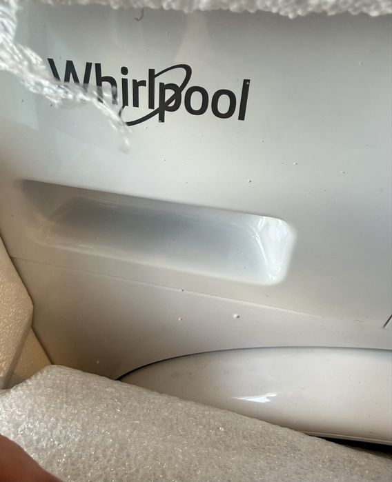 Продам пральну машинку     Whirlpool FWSF61053W EU