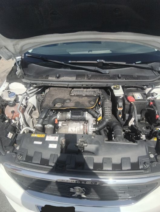 Vendo peugeot 308 1.6 hdi de 2018 nacional acidentado salvado