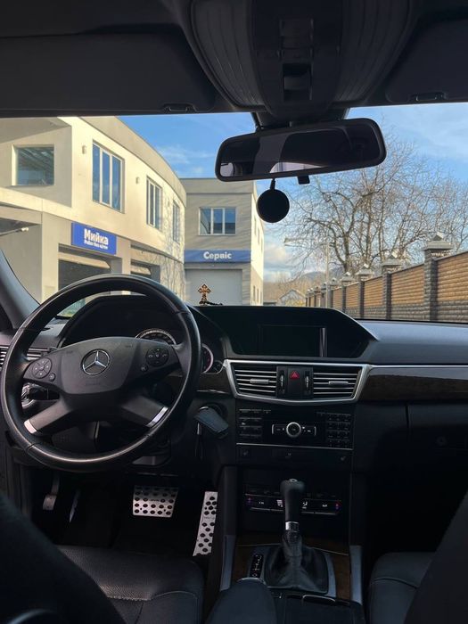 Mercedes-Benz E-Class W212