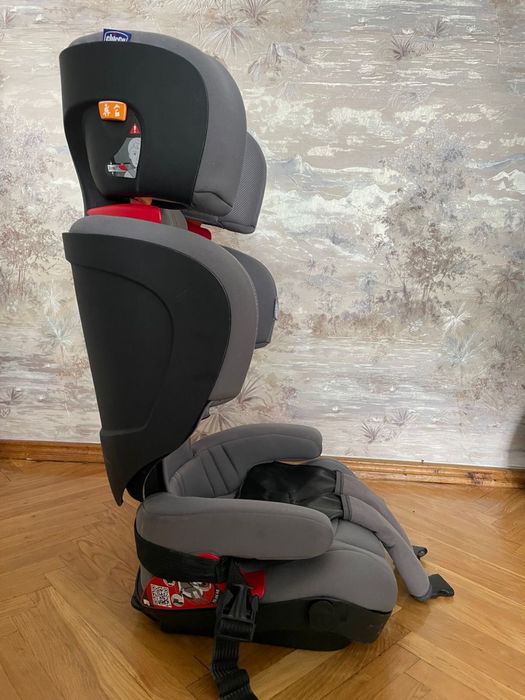 Автомобільне крісло Chicco KidFit