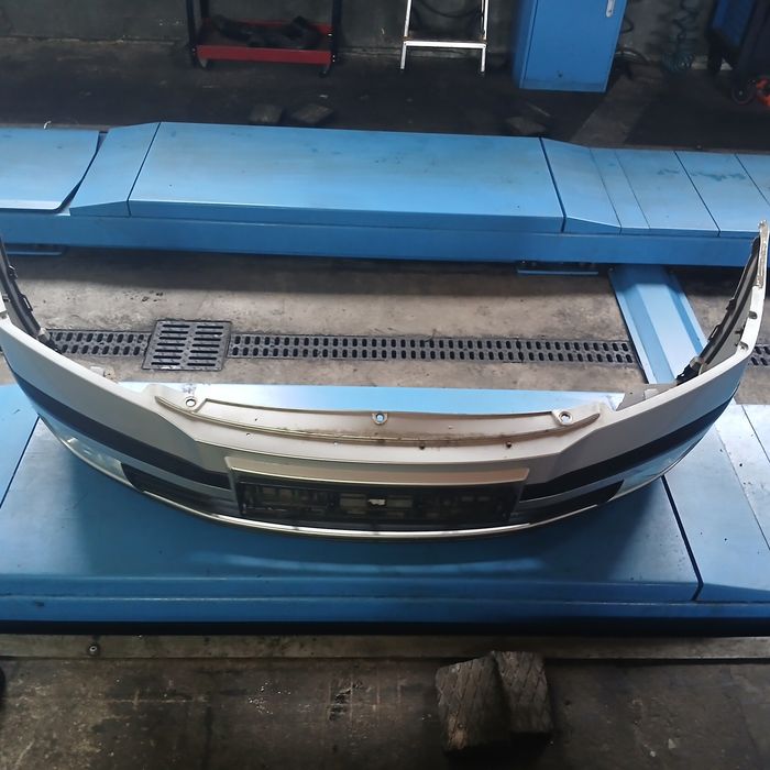 Zderzak przedni Skoda Octavia II 9102