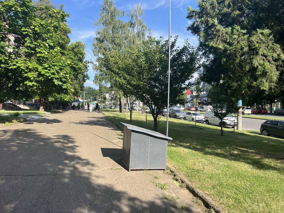 Нова ціна /Здається 54 м 2  Магазин Проспект Незалежності