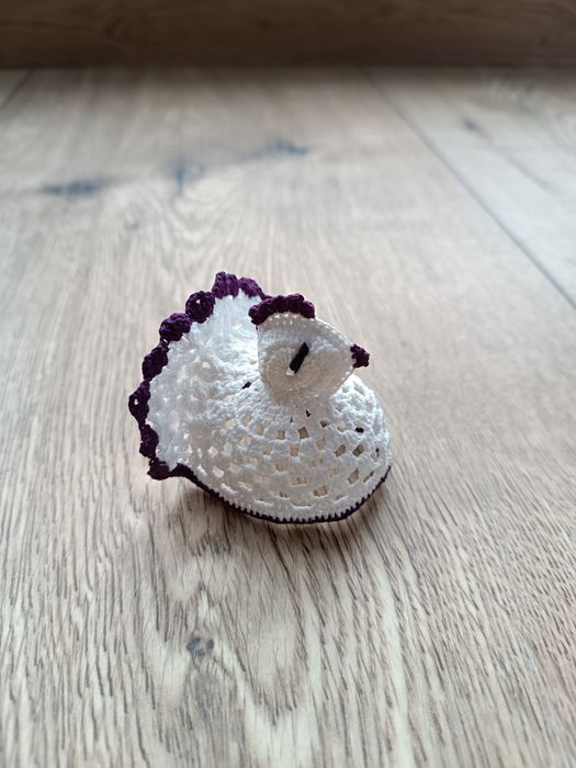 Wielkanocna kurka wykonana na szydełku