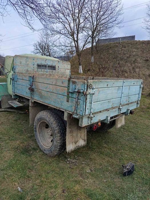 Продам  два газ 52