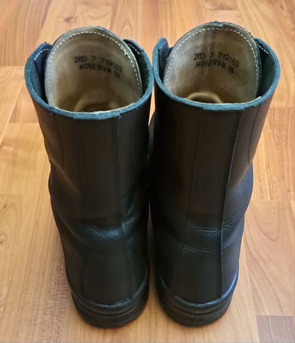 Берці, ботінки Minerva