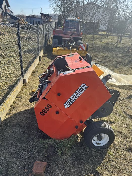 Mini prasa zwijająca do bel