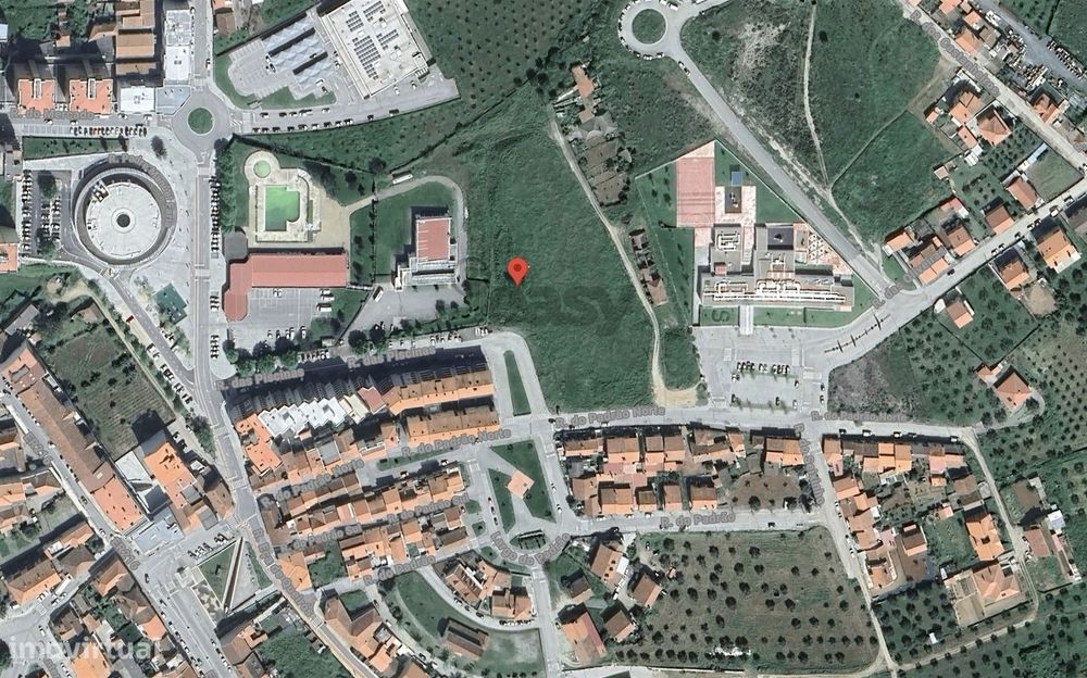 Oportunidade Única em Macedo de Cavaleiros – 10.086 m² junto às Piscin