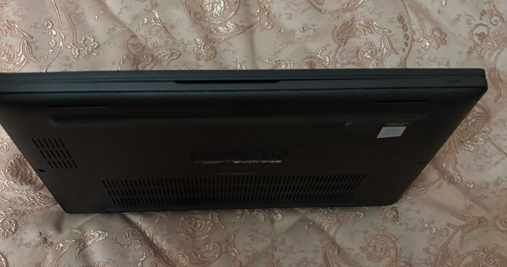 Ноутбук Dell Latitude 7300, i7-8665U, ОЗУ 32 Гб, Windows 11 Pro