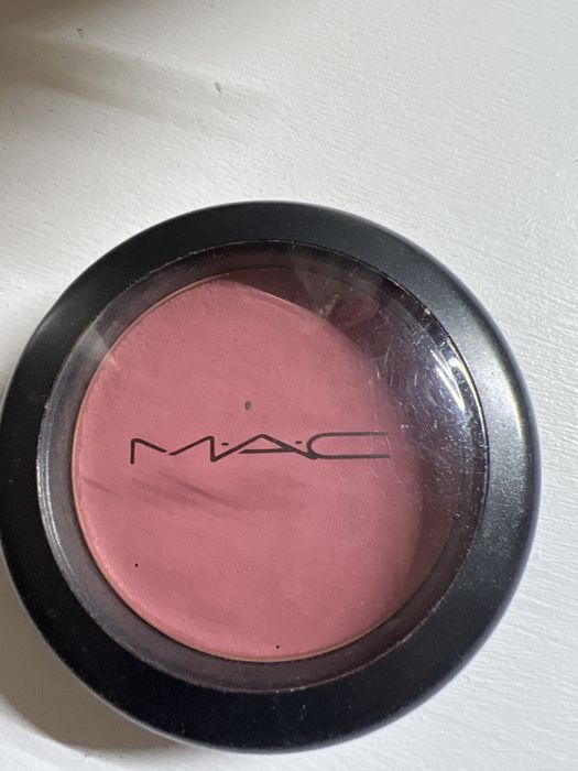 MAC roz na policzki