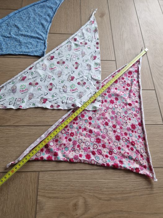 Apaszki, chustki dla dziewczynki