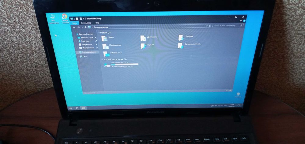 Lenovo Ideapad G585.