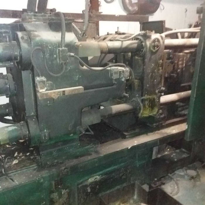 Продам  машину по литью алюминиевых деталей под давлением