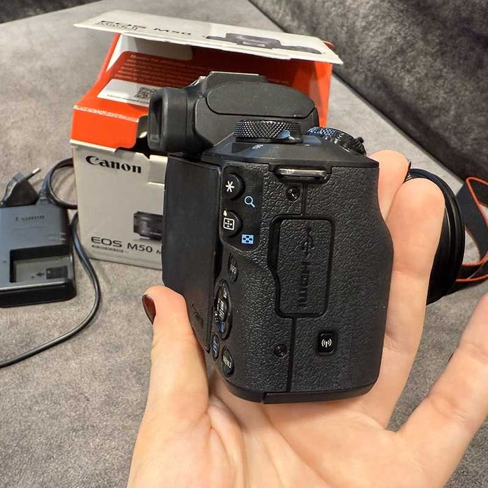 Фотоапарат Canon EOS M50 Mark II body Black (4728C002)