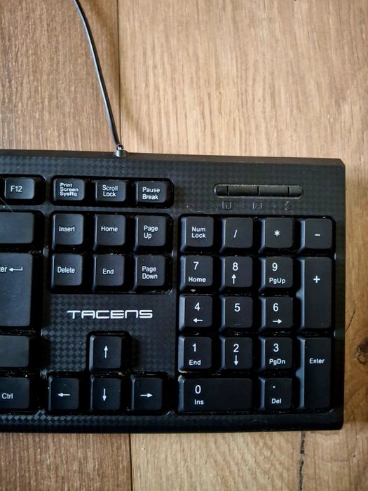 Teclado Tacens Anima AK0 - USB, bom estado

Usado cer
