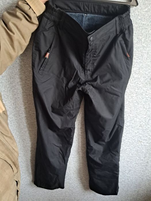 Женские зимние штаны тёплые.