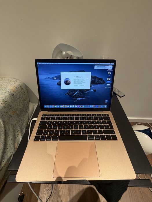 Macbook Air 2019 rose