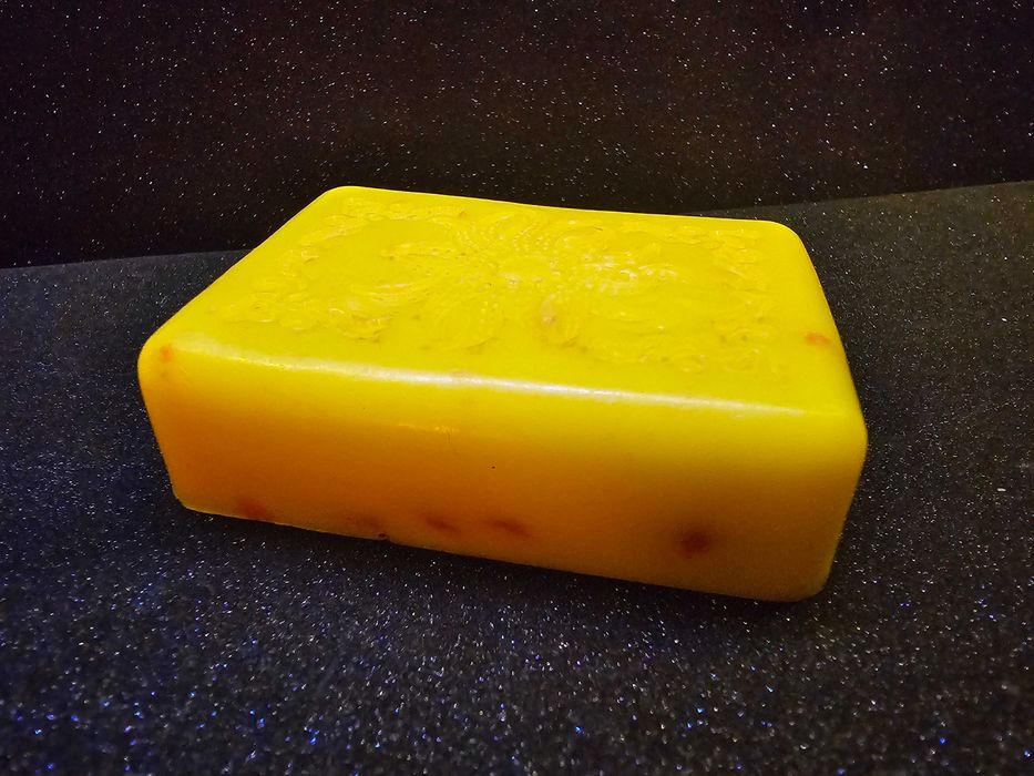 Mydełko z kozim mlekiem z kawałkami szarego mydła