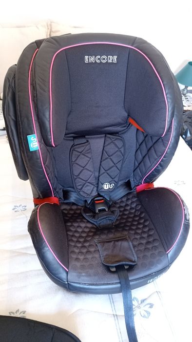 Cadeira auto para criança.