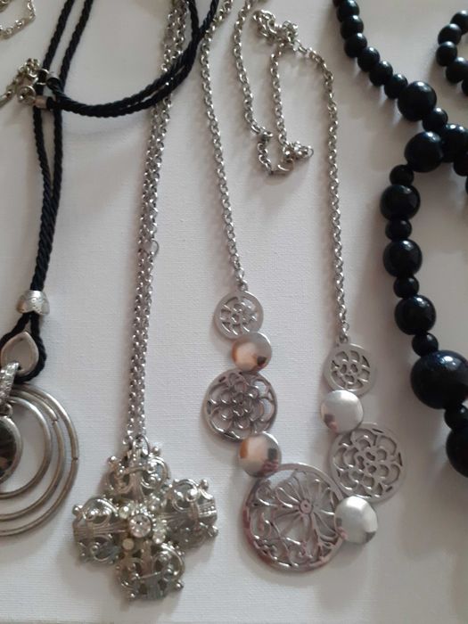 Lote conjunto de bijuterias 40 peças