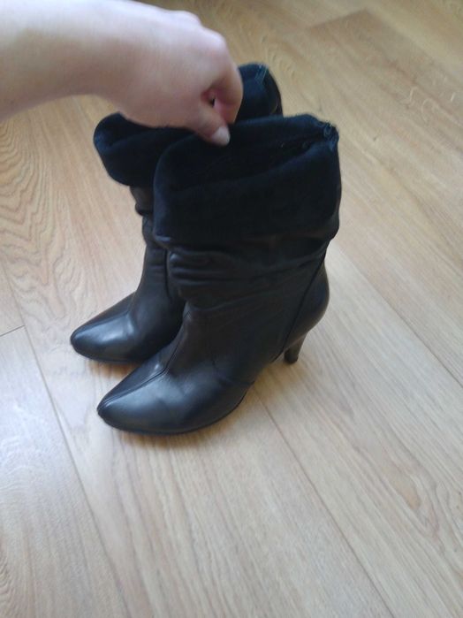 Шкіряні чоботи демі, 39 р