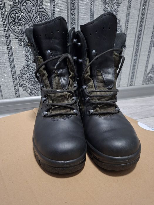 Черевики берці 42 р.