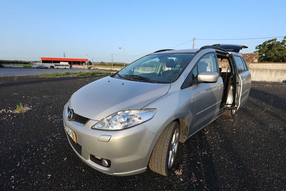 Mazda 5 - 7 Lugares – Em Excelente Estado